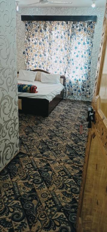Hotel Kashmir Heaven Srinagar  Exterior photo